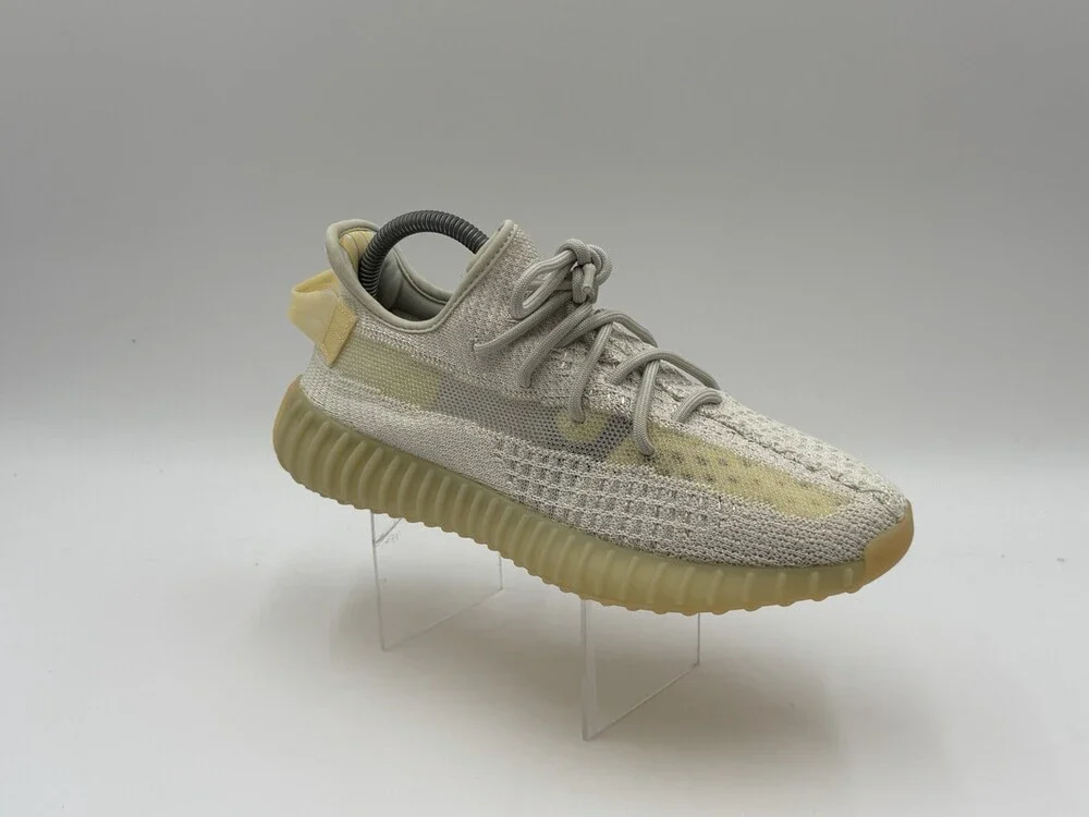 Adidas Yeezy Boost 350 V2 Men’s Size 7.5  Low Light - GY3438
